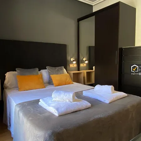 Homyat Plaza Del Peso Apartment